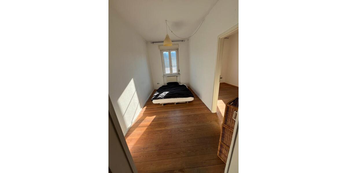 Etagenwohnung Karlsruhe Hagsfeld - 5 Zimmer, 130 m&sup2;, 550&euro; | Angebot:26439160