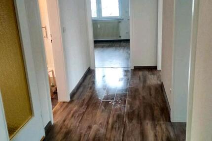 Wohnung Pforzheim Eutingen - 3 Zimmer, 79 m&sup2;, 760&euro; | Angebot:25420990