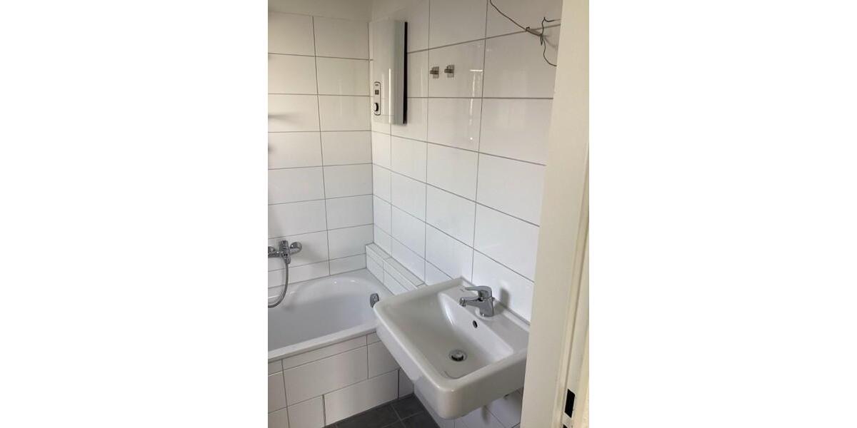 Etagenwohnung Karlsruhe Südstadt - 3 Zimmer, 90 m&sup2;, 970&euro; | Angebot:25377165