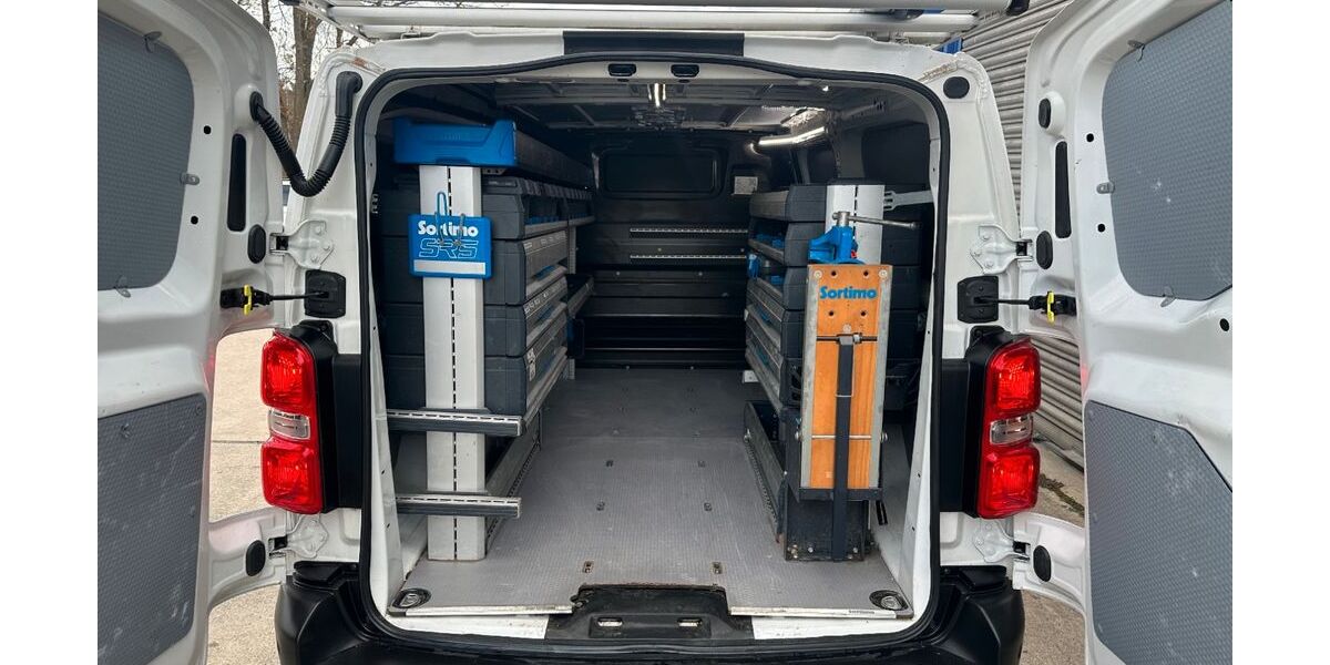 Opel Vivaro 72.473 km 17.990 &euro; Sindelfingen 71065