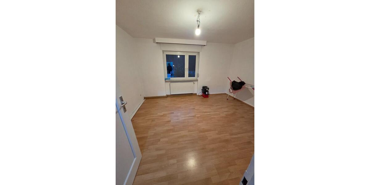 Etagenwohnung Pfinztal - 2 Zimmer, 60 m&sup2;, 630&euro; | Angebot:25137024