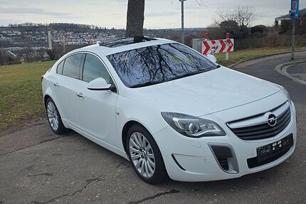 Opel Insignia 136.000 km 13.999 &euro; Pforzheim 75177