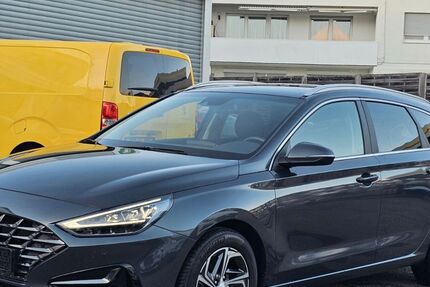 Hyundai i30 27.459 km 19.950 € Leonberg 71229