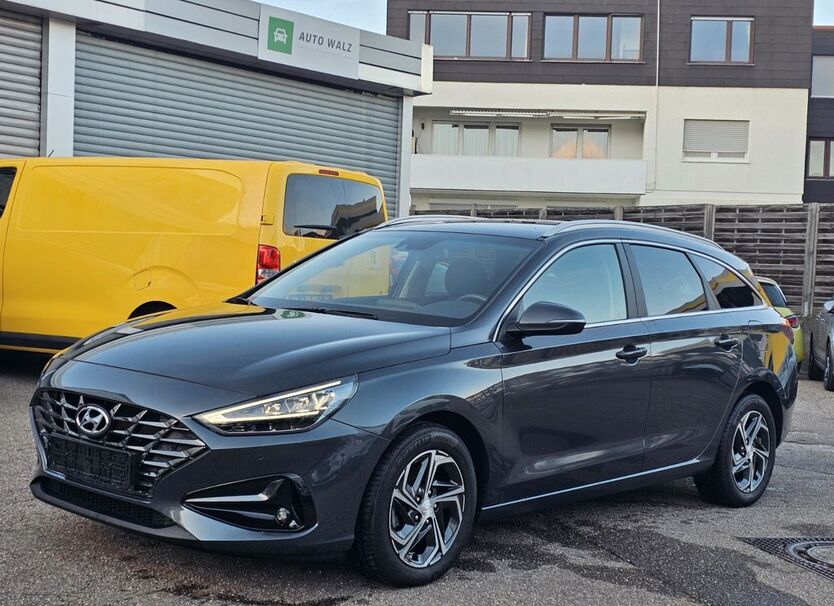 Hyundai i30 27.459 km 19.950 € Leonberg 71229