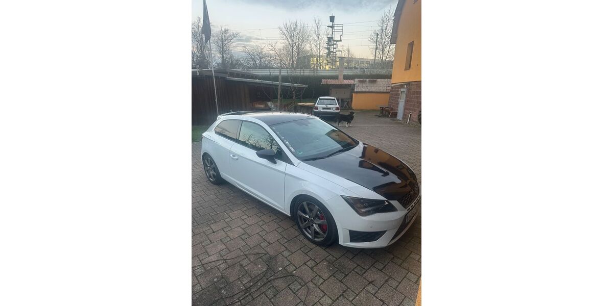 Seat Leon 64.000 km 19.999 &euro; Ettlingen 76275