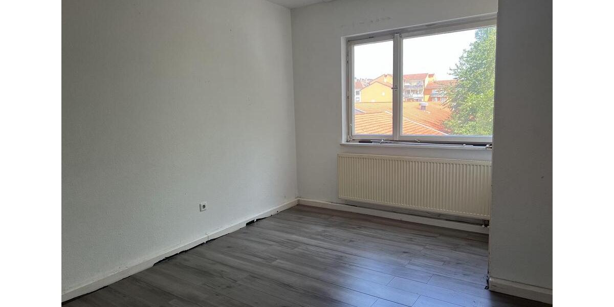 Etagenwohnung Pforzheim Dillweißenstein - 3 Zimmer, 90 m&sup2;, 1.250&euro; | Angebot:26064332