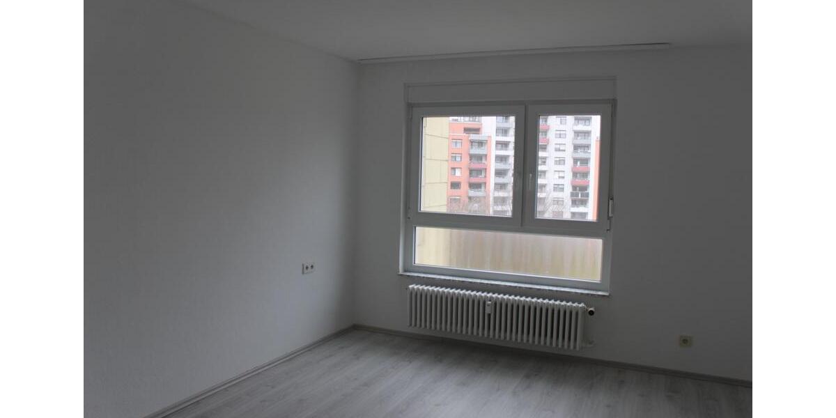 Etagenwohnung Pforzheim Eutingen - 2 Zimmer, 65 m&sup2;, 1.030&euro; | Angebot:25175350