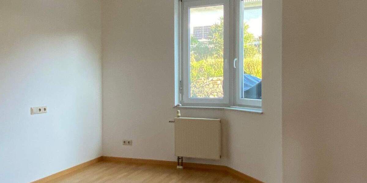 Mehrfamilienhaus, Wohnhaus Renningen Malmsheim - 9 Zimmer, 270 m&sup2;, 1.250.000&euro; | Angebot:25744677