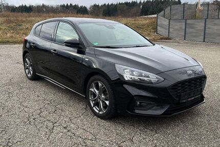 Ford Focus 50.000 km 15.900 &euro; Niefern-Öschelbronn 75223