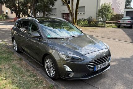 Ford Focus 148.900 km 12.990 &euro; Karlsruhe Wolfartsweier 76228