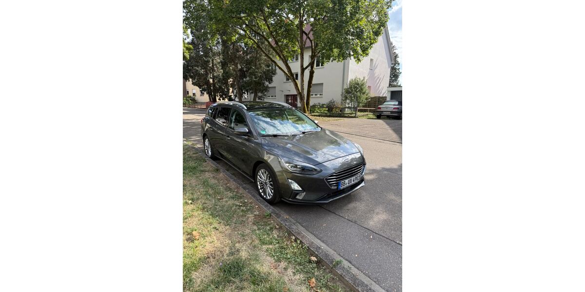 Ford Focus 148.900 km 12.990 &euro; Karlsruhe Wolfartsweier 76228