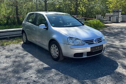 VW Golf 170.000 km 2.999 &euro; Mühlacker 75417