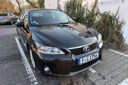 Lexus CT 200h