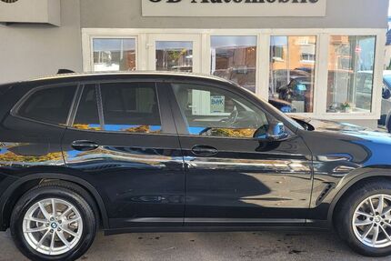 BMW X3 65.200 km 34.990 € Stuttgart 70469