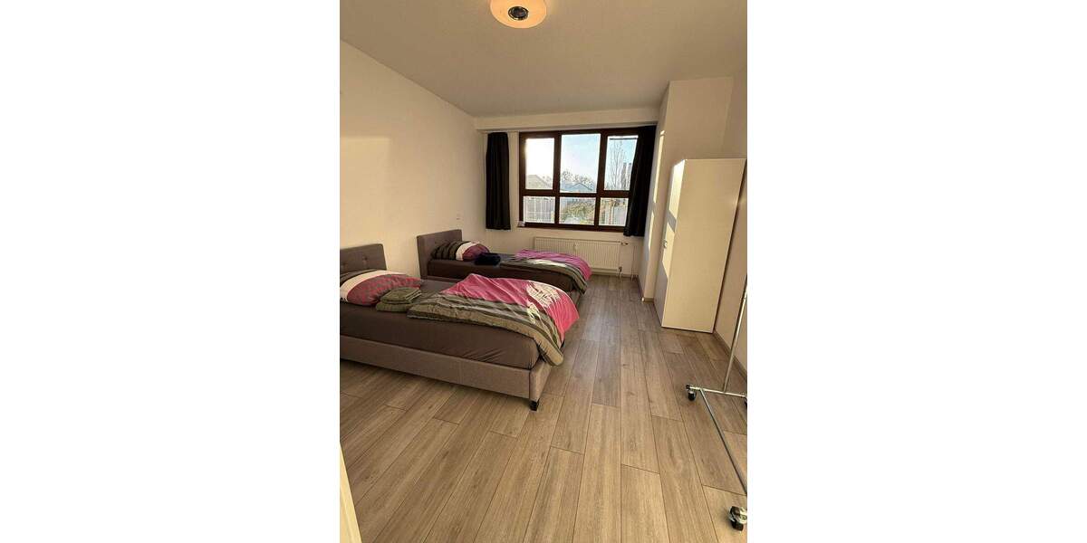 Etagenwohnung Niefern-Öschelbronn Niefern - 5 Zimmer, 130 m&sup2;, 299.000&euro; | Angebot:24270761