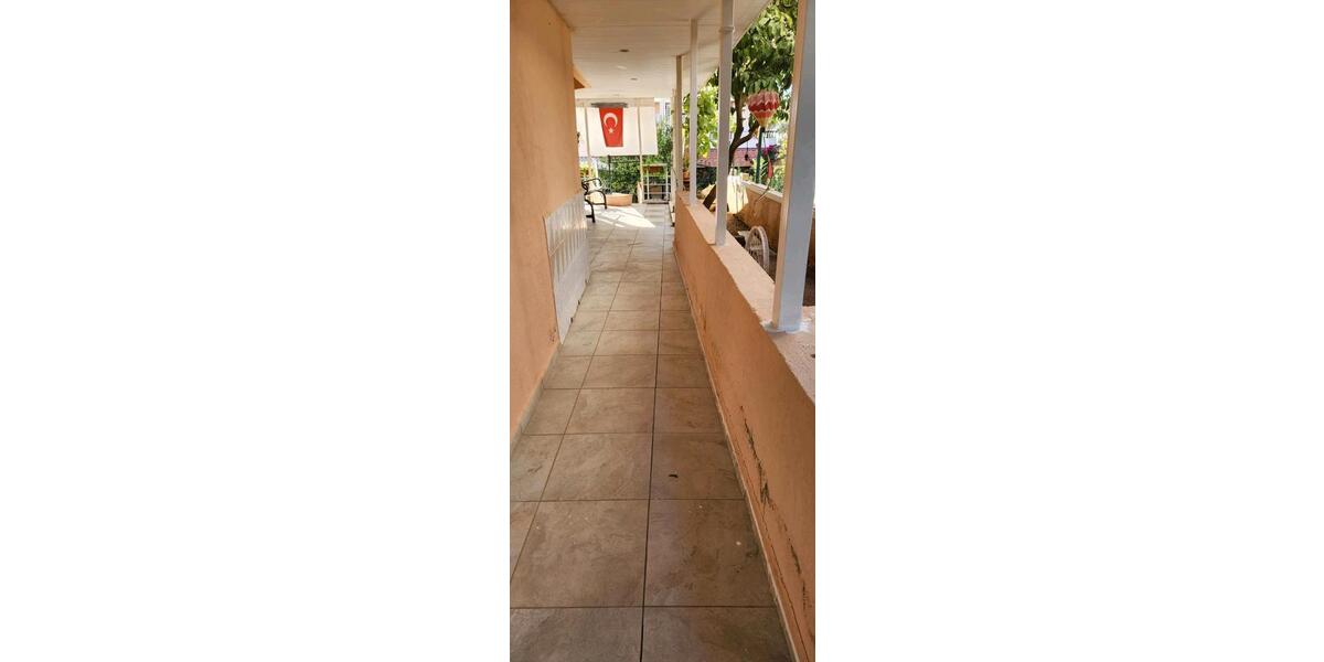 Einfamilienhaus Gerlingen - 12 Zimmer, 350 m&sup2;, 350.000&euro; | Angebot:26691398