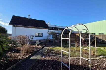 Haus zum Kaufen in Bruchsal 649.000 € 126 m² 6 zimmer