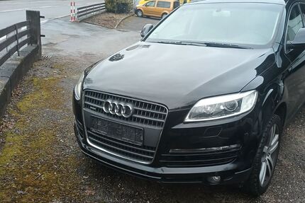 Audi Q7 162.000 km 13.500 &euro; Hemmingen 71282