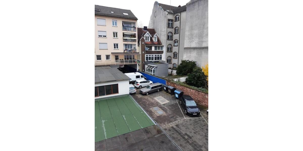 Tolle neu, renovierte 2-Zimmer-Wohnung mit Aufzug+Balkon+Tiefgarage in Karlsruhe 1 zimmer