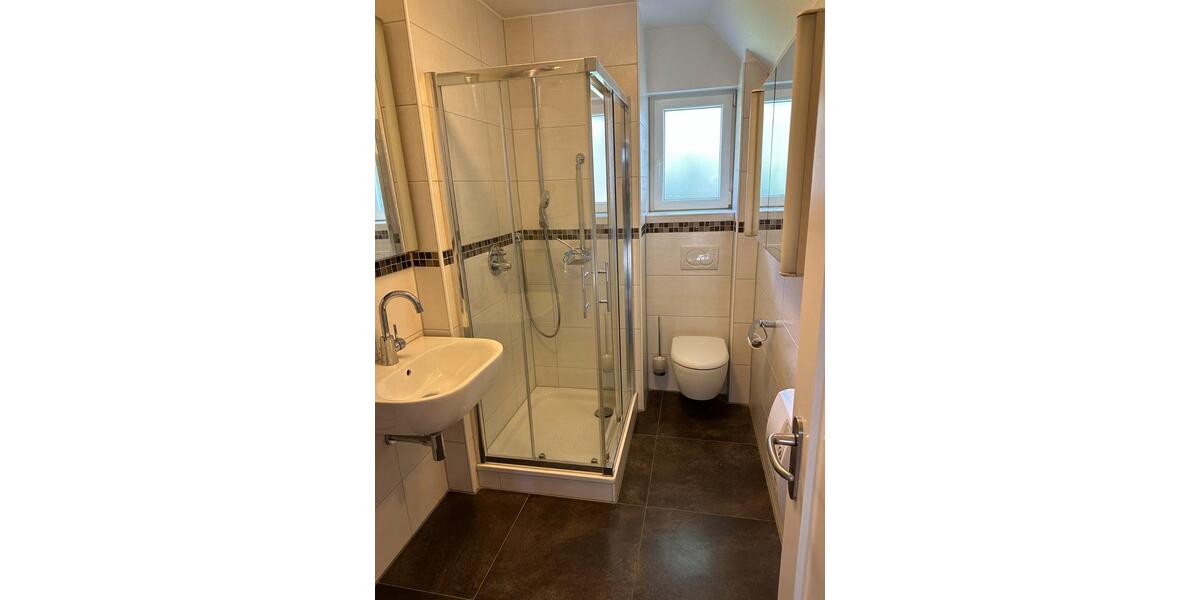 Moderne 2-Zimmer-Wohnung mit Balkon – Frisch Renoviert 2 zimmer