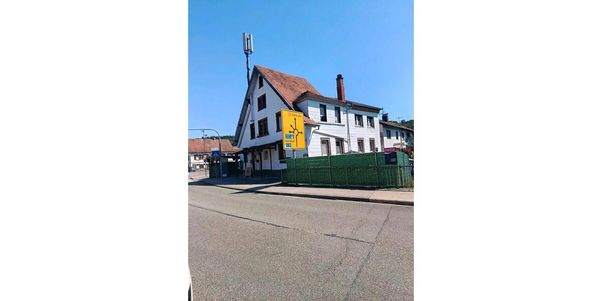 Mehrfamilienhaus, Wohnhaus Pfinztal - 7 Zimmer, 186 m&sup2;, 395.000&euro; | Angebot:26738408