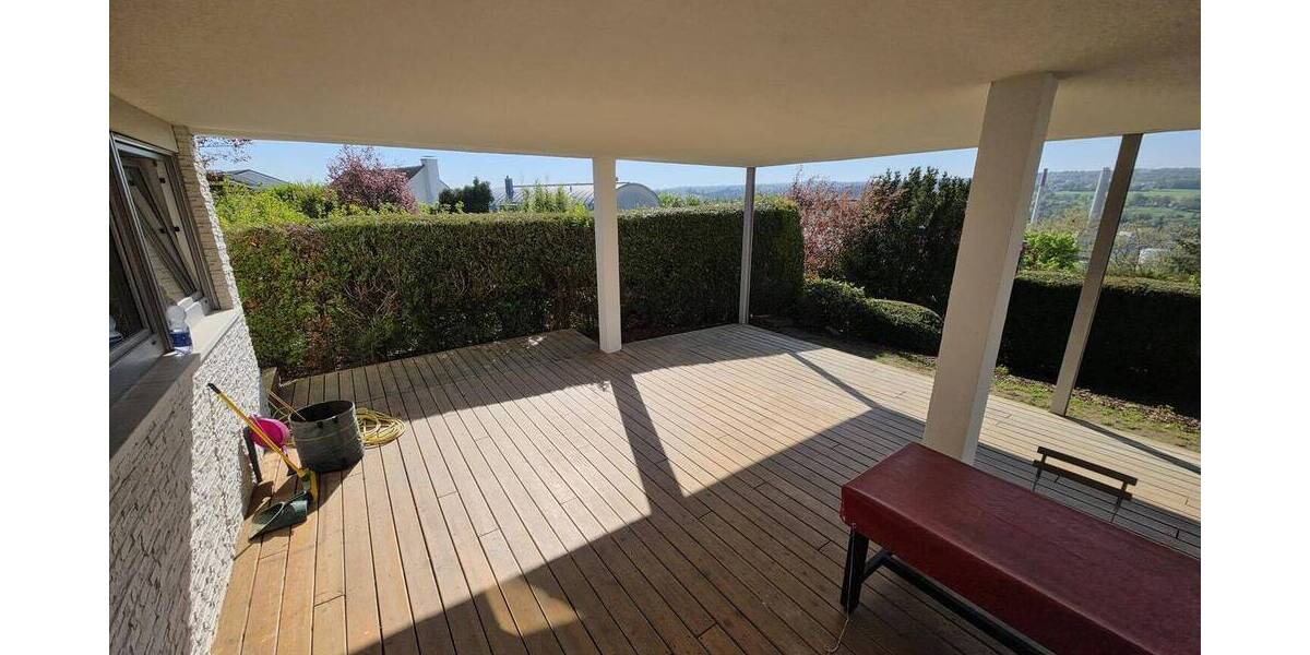 Bungalow Pforzheim Nordstadt - 6 Zimmer, 171 m&sup2;, 2.200&euro; | Angebot:26277512
