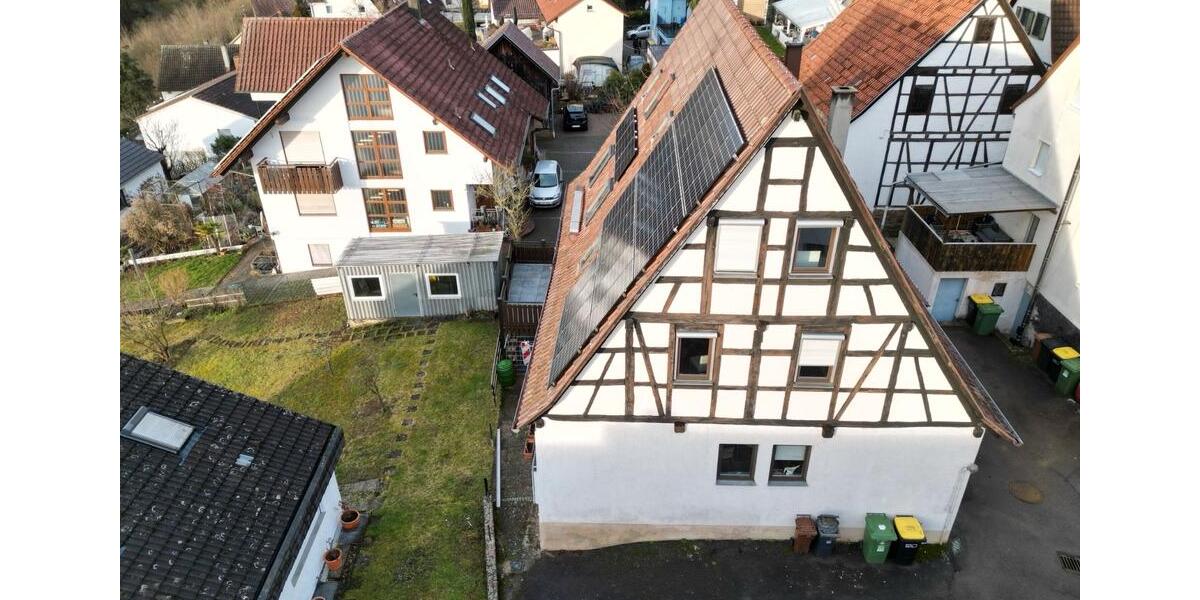 Doppelhaushälfte Sachsenheim - 5 Zimmer, 123 m&sup2;, 400.000&euro; | Angebot:27158344