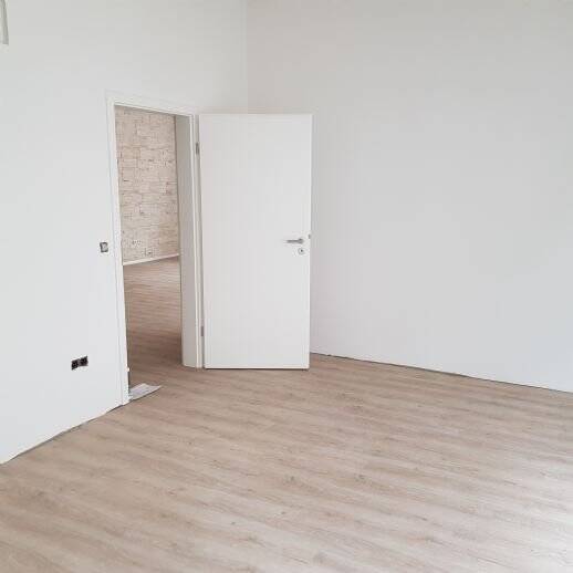 Etagenwohnung Vaihingen an der Enz - 3 Zimmer, 114 m&sup2;, 1.200&euro; | Angebot:25668025
