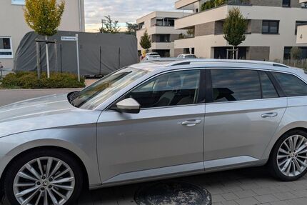Skoda Superb 147.000 km 16.200 € Freudental 74392