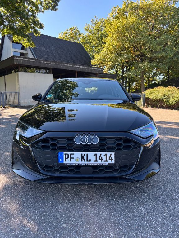 Audi A3 6.100 km 27.000 € Engelsbrand 75331