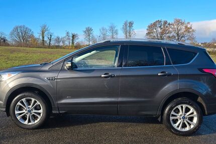 Ford Kuga 83.450 km 13.990 &euro; Bretten 75015