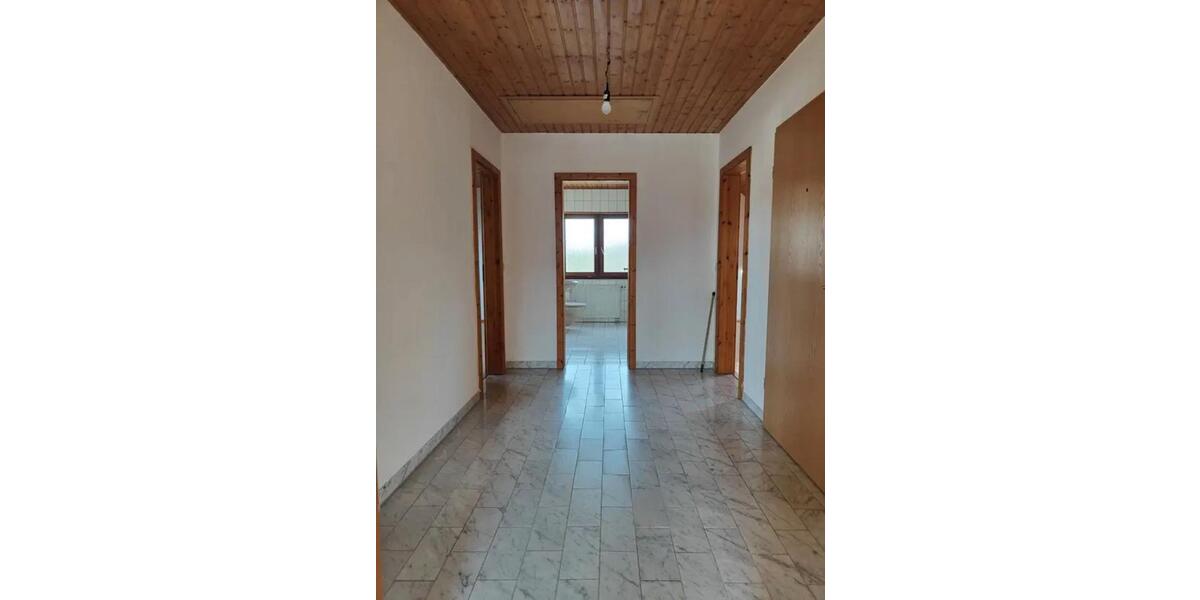 Dachgeschoßwohnung Karlsruhe Grötzingen - 3.5 Zimmer, 100 m&sup2;, 1.679&euro; | Angebot:26429155