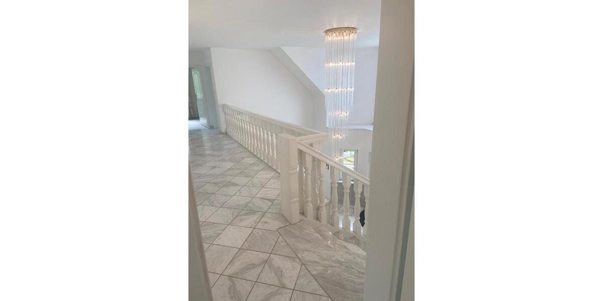 Einfamilienhaus Bad Liebenzell - 8 Zimmer, 286 m&sup2;, 870.000&euro; | Angebot:26737917
