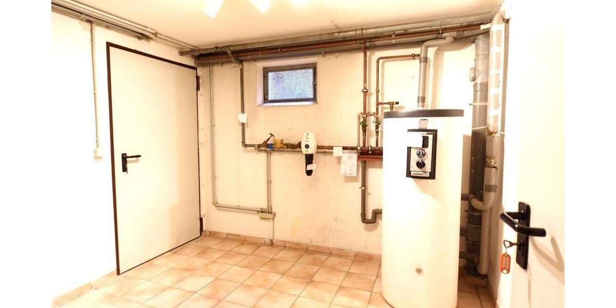 Attraktives Einfamilienhaus mit Garten und Garage 3 zimmer