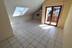 Dachgeschoßwohnung Neuenbürg - 3.5 Zimmer, 85 m&sup2;, 980&euro; | Angebot:26354841