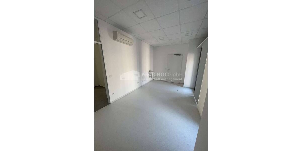 Gewerbeobjekt Ettlingen - 3 Zimmer, 126 m&sup2;, 1.764&euro; | Angebot:26188926