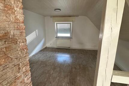 Wohnung Bretten - 2 Zimmer, 70 m&sup2;, 1.150&euro; | Angebot:25554048