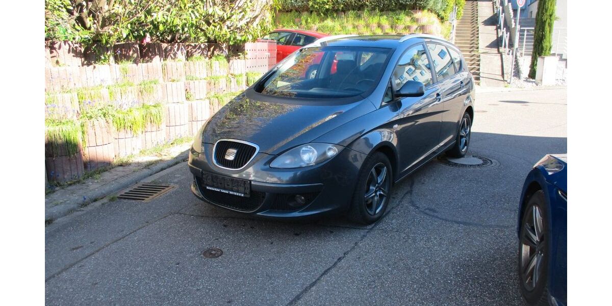 Seat Altea 243.000 km 2.590 &euro; Bruchsal 76646