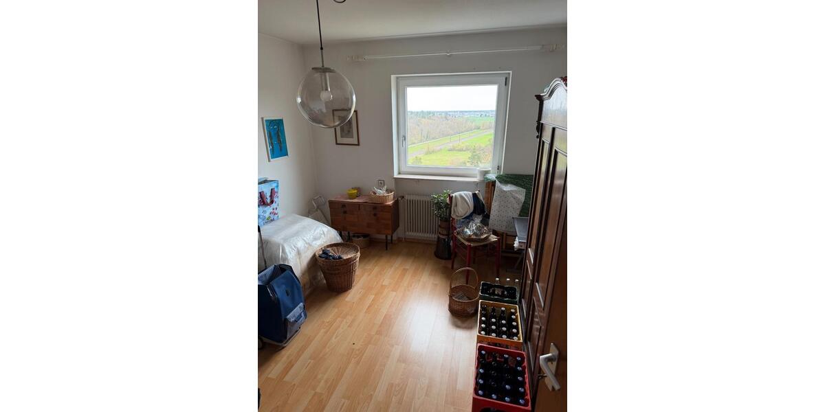 Etagenwohnung Stutensee - 3 Zimmer, 85 m&sup2;, 300.000&euro; | Angebot:26757853