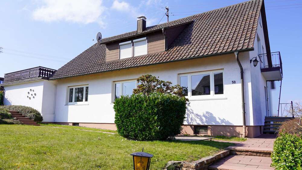 Einfamilienhaus Engelsbrand - 7 Zimmer, 212 m&sup2;, 445.000&euro; | Angebot:25915355