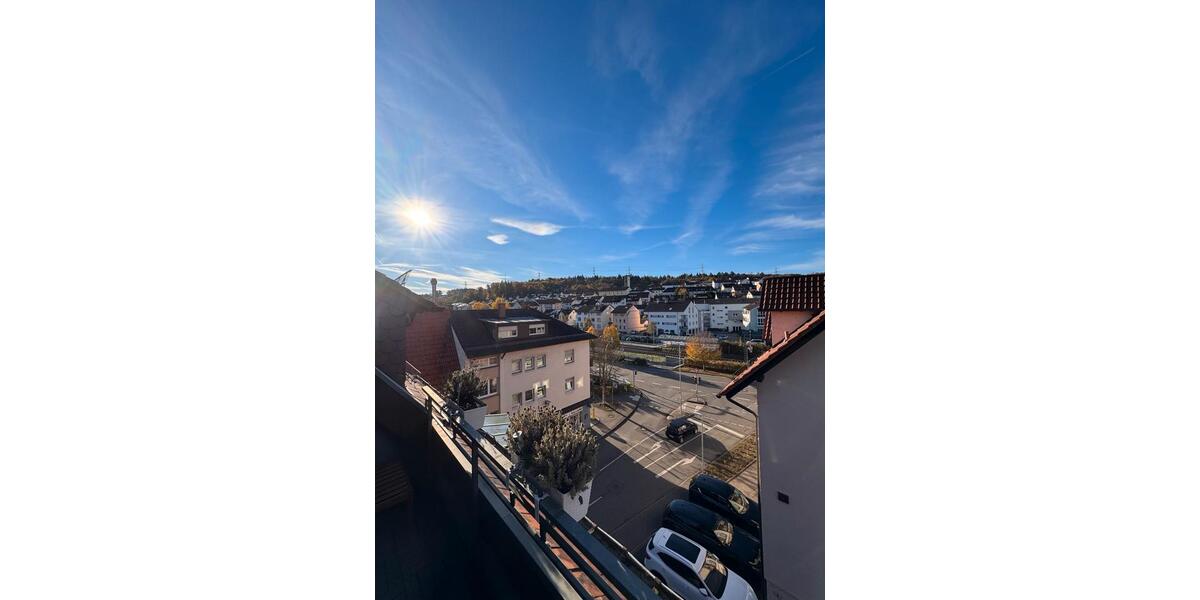 Dachgeschoßwohnung Ispringen - 4.5 Zimmer, 106 m&sup2;, 360.000&euro; | Angebot:25304743