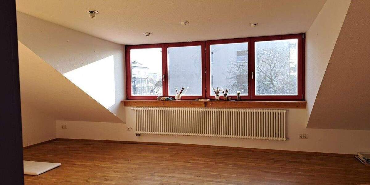 Lichtdurchflutetes Reihenmittelhaus in sehr gutem Zustand 6 zimmer