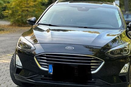 Ford Focus 97.500 km 19.900 &euro; Pforzheim 75180