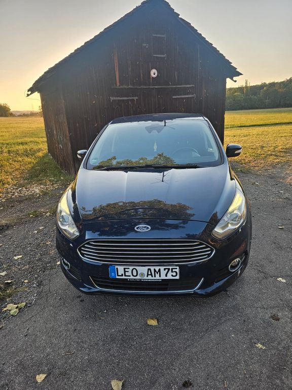 Ford S-Max 236.000 km 9.999 € Leonberg 71229