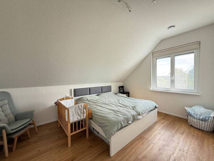 Wimsheim: Wunderschönes Einfamilienhaus mit viel Platz - ideal für Familien