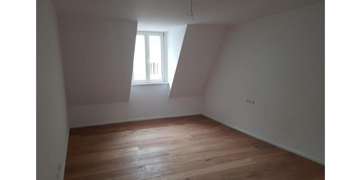 Maisonettenwohnung Schwieberdingen - 4 Zimmer, 140 m&sup2;, 1.899&euro; | Angebot:25397059