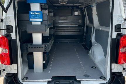 Opel Vivaro 24.280 km 20.700 &euro; Sindelfingen 71065