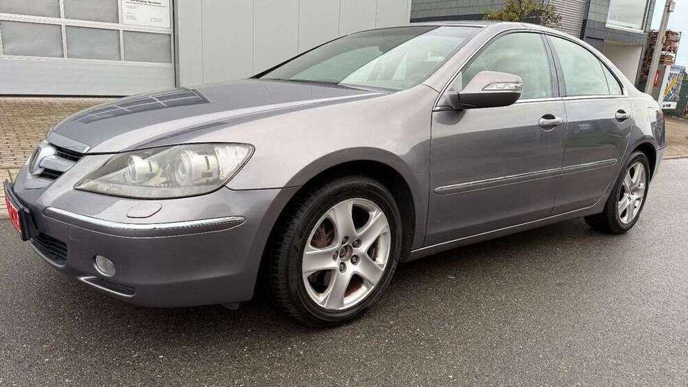 Honda Legend 140.000 km 7.400 € Grafenau 71120