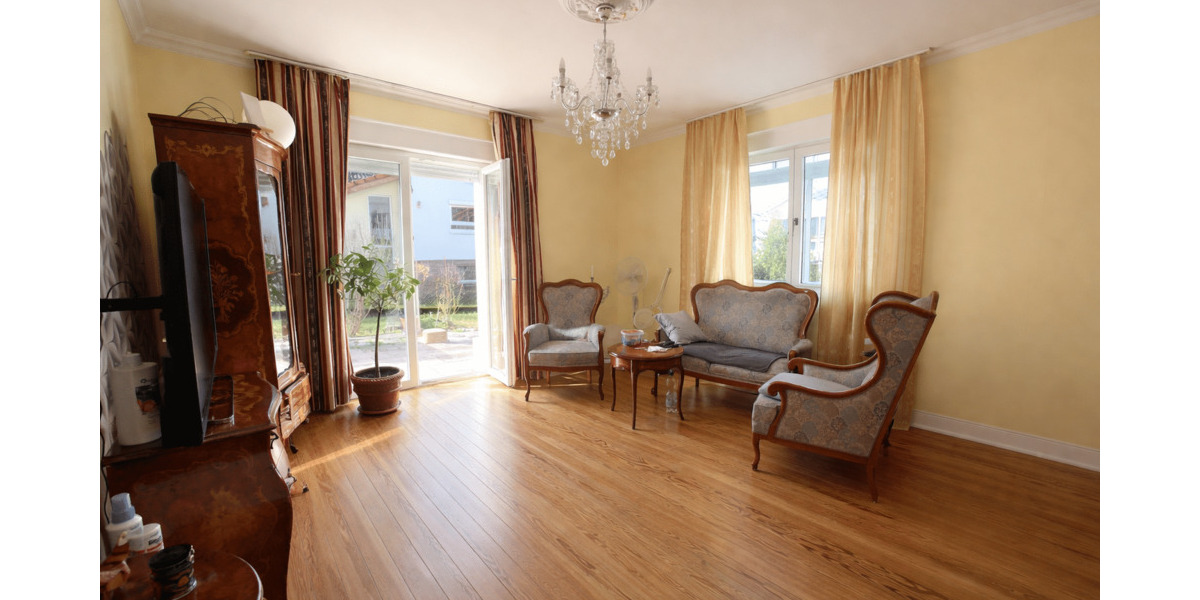 Mehrfamilienhaus, Wohnhaus Keltern- Ellmendingen Ellmendingen - 9 Zimmer, 260 m&sup2;, 549.000&euro; | Angebot:26545331