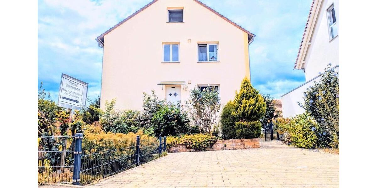 Etagenwohnung Vaihingen an der Enz - 4 Zimmer, 95 m&sup2;, 1.100&euro; | Angebot:26531645